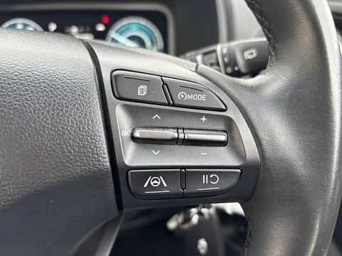 MA22PDV Hyundai Kona 1.6 GDi Hybrid SE Connect 5dr DCT Thumbnail #15