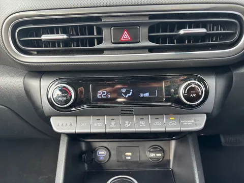 MA22PDV Hyundai Kona 1.6 GDi Hybrid SE Connect 5dr DCT Thumbnail #19