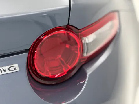 LO21AVL Mazda MX-5 1.5 [132] Sport 2dr Thumbnail #32