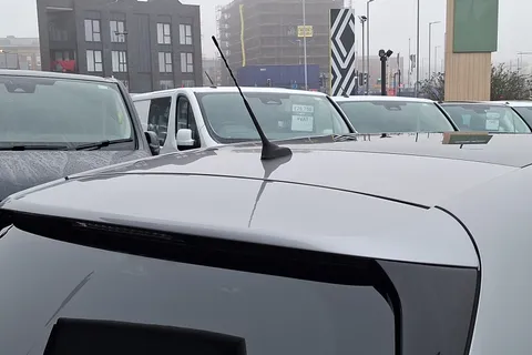 KJ19DXS Peugeot 308 1.2 PureTech 130 Allure 5dr Thumbnail #26