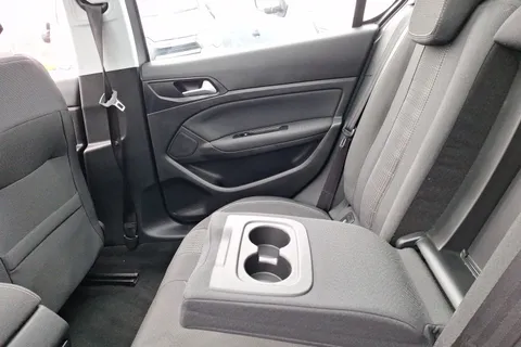 KJ19DXS Peugeot 308 1.2 PureTech 130 Allure 5dr Thumbnail #31