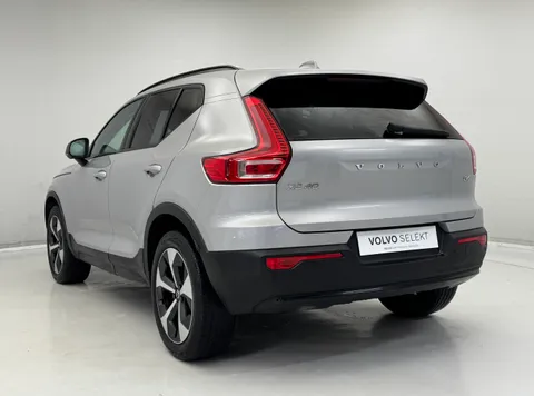 CF72EWG Volvo XC40 2.0 B4P Ultimate Dark 5dr Auto Thumbnail #8