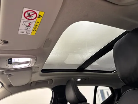 CF72EWG Volvo XC40 2.0 B4P Ultimate Dark 5dr Auto Thumbnail #13