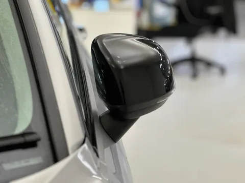 CF72EWG Volvo XC40 2.0 B4P Ultimate Dark 5dr Auto Thumbnail #35