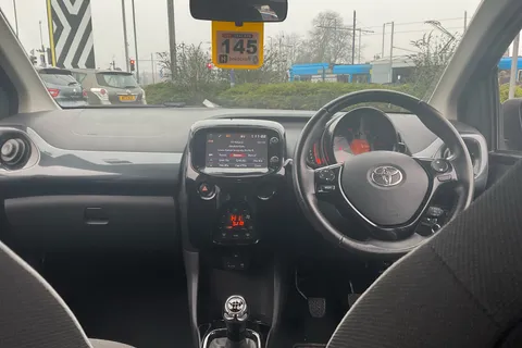 BX18TUH Toyota AYGO 1.0 VVT-i X-Press 5dr Thumbnail #4