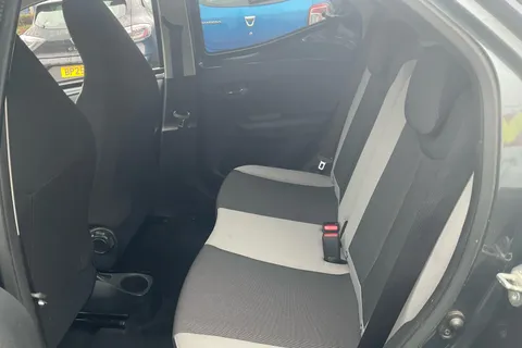 BX18TUH Toyota AYGO 1.0 VVT-i X-Press 5dr Thumbnail #10