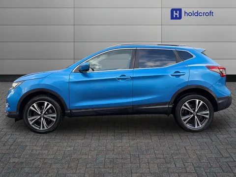 5 of 25 for Nissan Qashqai 1.2 DiG-T N-Connecta 5dr