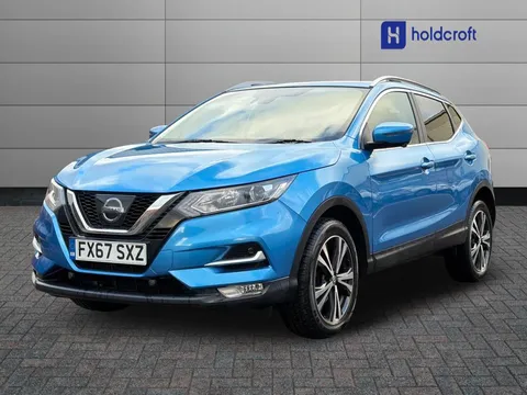 6 of 25 for Nissan Qashqai 1.2 DiG-T N-Connecta 5dr