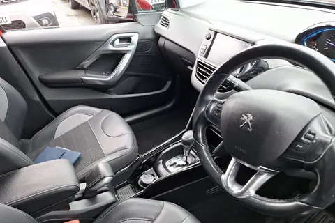 BN19WJZ Peugeot 2008 1.5 BlueHDi 120 Allure 5dr EAT6 Thumbnail #13