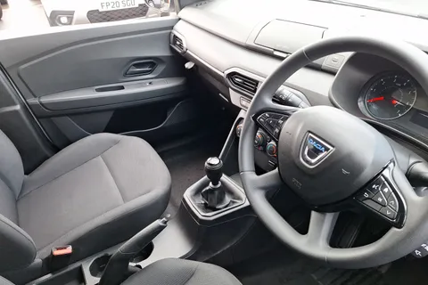 BD22VDX Dacia Jogger 1.0 TCe Essential 5dr Thumbnail #13