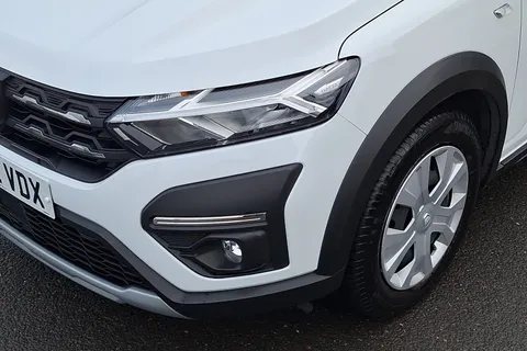 BD22VDX Dacia Jogger 1.0 TCe Essential 5dr Thumbnail #15