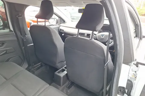 BD22VDX Dacia Jogger 1.0 TCe Essential 5dr Thumbnail #37