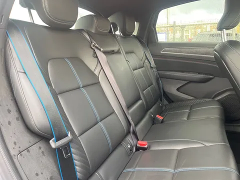 HN74TWF Renault ARKANA 1.6 E-Tech FHEV 145 Esprit Alpine 5dr Auto Thumbnail #17