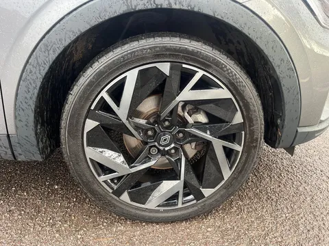 HN74TWF Renault ARKANA 1.6 E-Tech FHEV 145 Esprit Alpine 5dr Auto Thumbnail #31