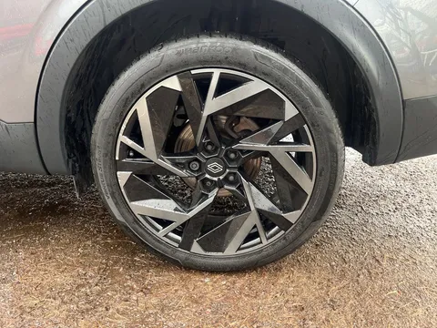 HN74TWF Renault ARKANA 1.6 E-Tech FHEV 145 Esprit Alpine 5dr Auto Thumbnail #33