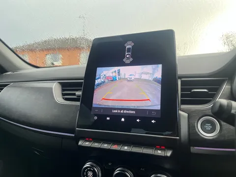 HN74TWF Renault ARKANA 1.6 E-Tech FHEV 145 Esprit Alpine 5dr Auto Thumbnail #6