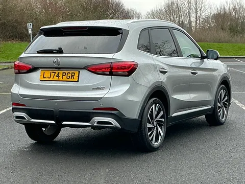 LJ74PGR Mg Motor Uk Zs 1.5 Hybrid+ Trophy 5dr Auto Thumbnail #8