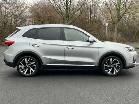 LJ74PGR Mg Motor Uk Zs 1.5 Hybrid+ Trophy 5dr Auto Thumbnail #9