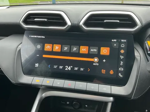 LJ74PGR Mg Motor Uk Zs 1.5 Hybrid+ Trophy 5dr Auto Thumbnail #23