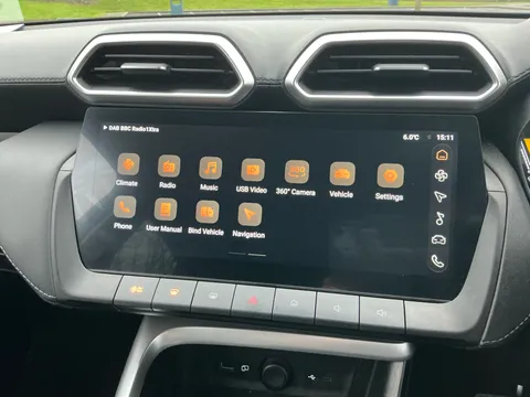 LJ74PGR Mg Motor Uk Zs 1.5 Hybrid+ Trophy 5dr Auto Thumbnail #24