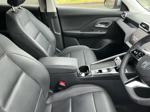 LJ74PGR Mg Motor Uk Zs 1.5 Hybrid+ Trophy 5dr Auto Thumbnail #35