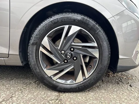 ML23XLC Hyundai i20 1.0T GDi 48V MHD SE Connect 5dr DCT Thumbnail #5