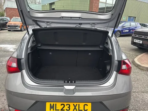 ML23XLC Hyundai i20 1.0T GDi 48V MHD SE Connect 5dr DCT Thumbnail #15