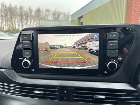 ML23XLC Hyundai i20 1.0T GDi 48V MHD SE Connect 5dr DCT Thumbnail #18