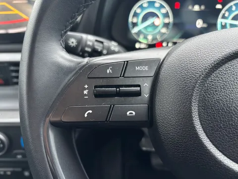 ML23XLC Hyundai i20 1.0T GDi 48V MHD SE Connect 5dr DCT Thumbnail #19