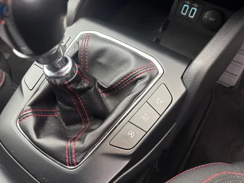 BT70WFC Ford Focus 1.0 EcoBoost Hybrid mHEV 125 ST-Line Edition 5dr Thumbnail #16