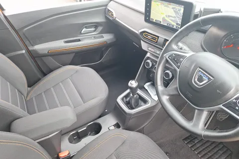 BP71HXR Dacia Sandero Stepway 1.0 TCe Prestige 5dr Thumbnail #13