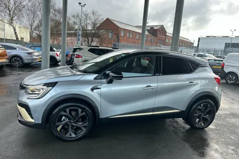 BL73HCA Renault Captur 1.6 E-Tech full hybrid 145 Engineered 5dr Auto Thumbnail #31