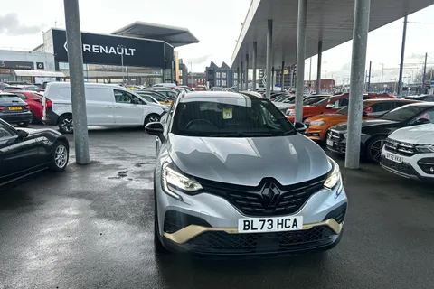 BL73HCA Renault Captur 1.6 E-Tech full hybrid 145 Engineered 5dr Auto Thumbnail #40