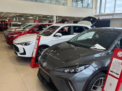 LA74HLJ Mg Motor Uk Hs 1.5 T-GDI Trophy 5dr Thumbnail #4