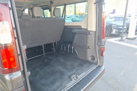 VK23EVJ Renault Trafic LL30 Blue dCi 170 Sport 9 Seater EDC Thumbnail #21
