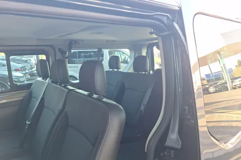 VK23EVJ Renault Trafic LL30 Blue dCi 170 Sport 9 Seater EDC Thumbnail #23