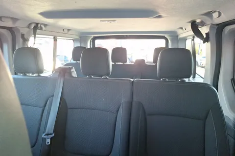 VK23EVJ Renault Trafic LL30 Blue dCi 170 Sport 9 Seater EDC Thumbnail #10