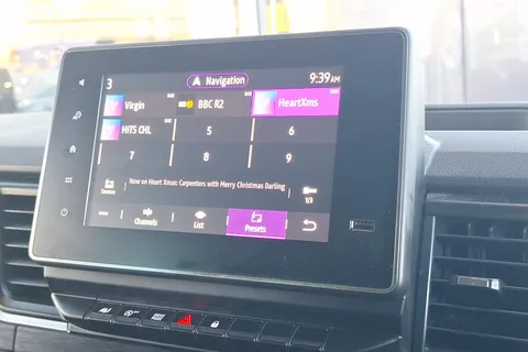 VK23EVJ Renault Trafic LL30 Blue dCi 170 Sport 9 Seater EDC Thumbnail #29