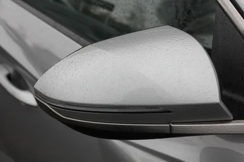 DC73OXJ Hyundai Tucson 1.6 TGDi Hybrid 230 Ultimate 5dr 2WD Auto Thumbnail #5