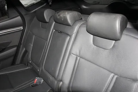 DC73OXJ Hyundai Tucson 1.6 TGDi Hybrid 230 Ultimate 5dr 2WD Auto Thumbnail #13