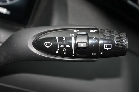 DC73OXJ Hyundai Tucson 1.6 TGDi Hybrid 230 Ultimate 5dr 2WD Auto Thumbnail #26