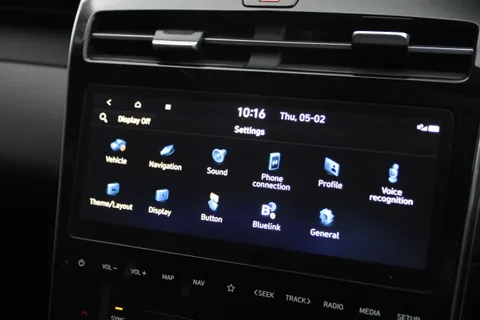 DC73OXJ Hyundai Tucson 1.6 TGDi Hybrid 230 Ultimate 5dr 2WD Auto Thumbnail #33