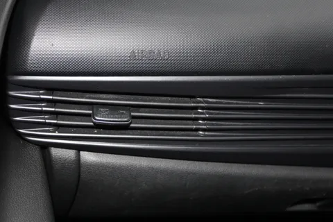 DF23AHD Hyundai Bayon 1.0 TGDi 48V MHEV SE Connect 5dr Thumbnail #9