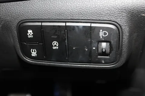 DF23AHD Hyundai Bayon 1.0 TGDi 48V MHEV SE Connect 5dr Thumbnail #17