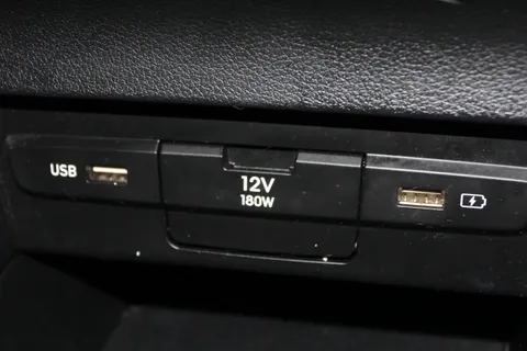 DF23AHD Hyundai Bayon 1.0 TGDi 48V MHEV SE Connect 5dr Thumbnail #24