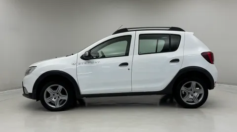 DL70OTM Dacia Sandero Stepway 0.9 TCe Comfort 5dr Thumbnail #4