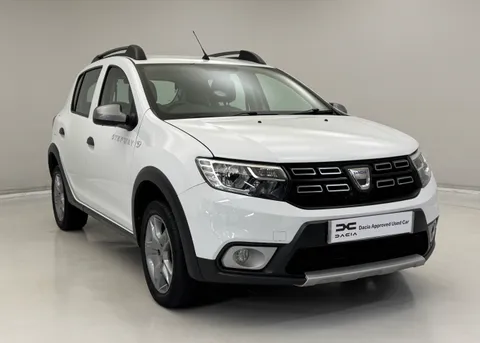 DL70OTM Dacia Sandero Stepway 0.9 TCe Comfort 5dr Thumbnail #1