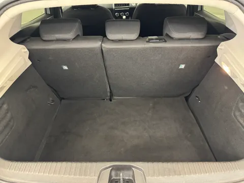 LM70UAP Renault Clio 1.0 TCe 100 Iconic 5dr Auto Thumbnail #9