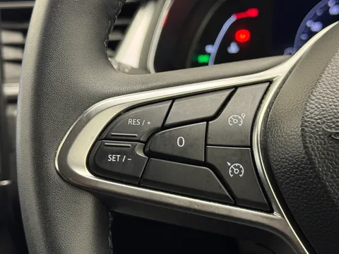 WD72BKA Renault Captur 1.0 TCE 90 Techno 5dr Thumbnail #19