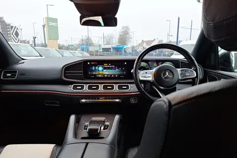 CK20FUA Mercedes-Benz GLE GLE 300d 4Matic AMG Line Premium 5dr 9G-Tronic Thumbnail #4